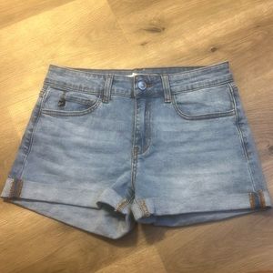 KanCan jean shorts